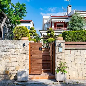 Emily's Luxury Apartment Pefkochori