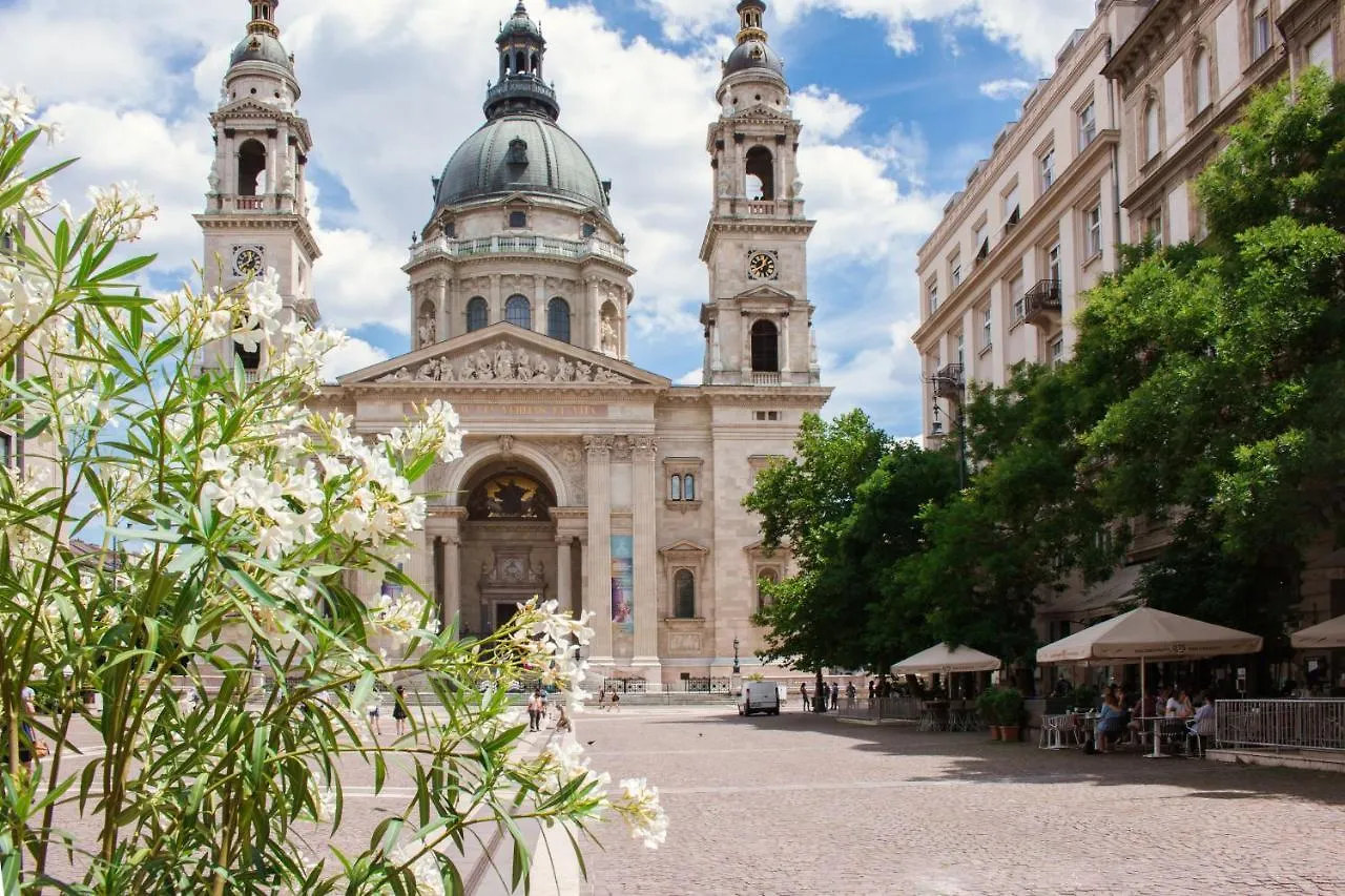 Basilika View Imperial Suite -Sas Street -Need Reservation For Free Parking Будапешт