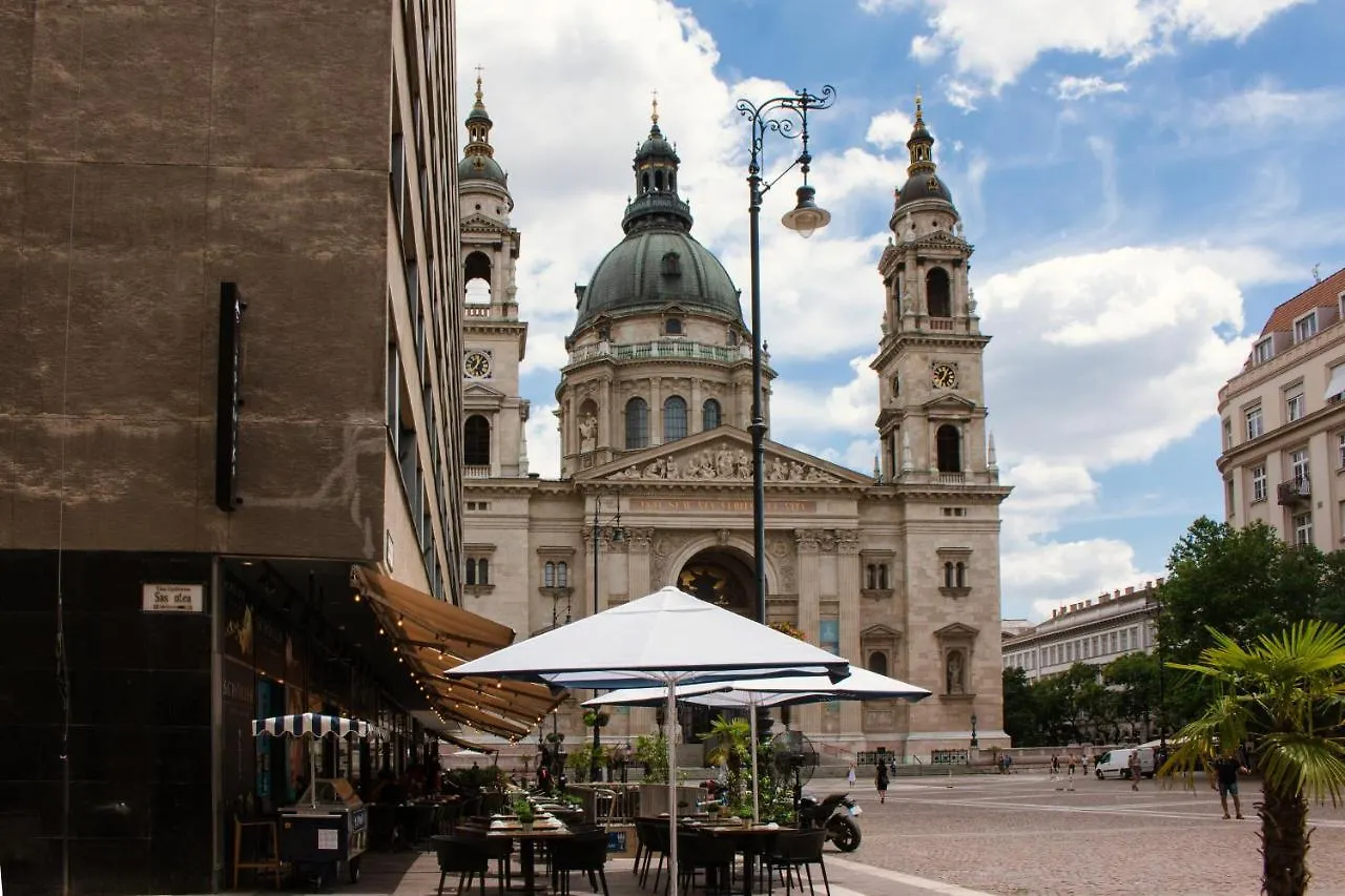 Basilika View Imperial Suite -Sas Street -Need Reservation For Free Parking Budapest