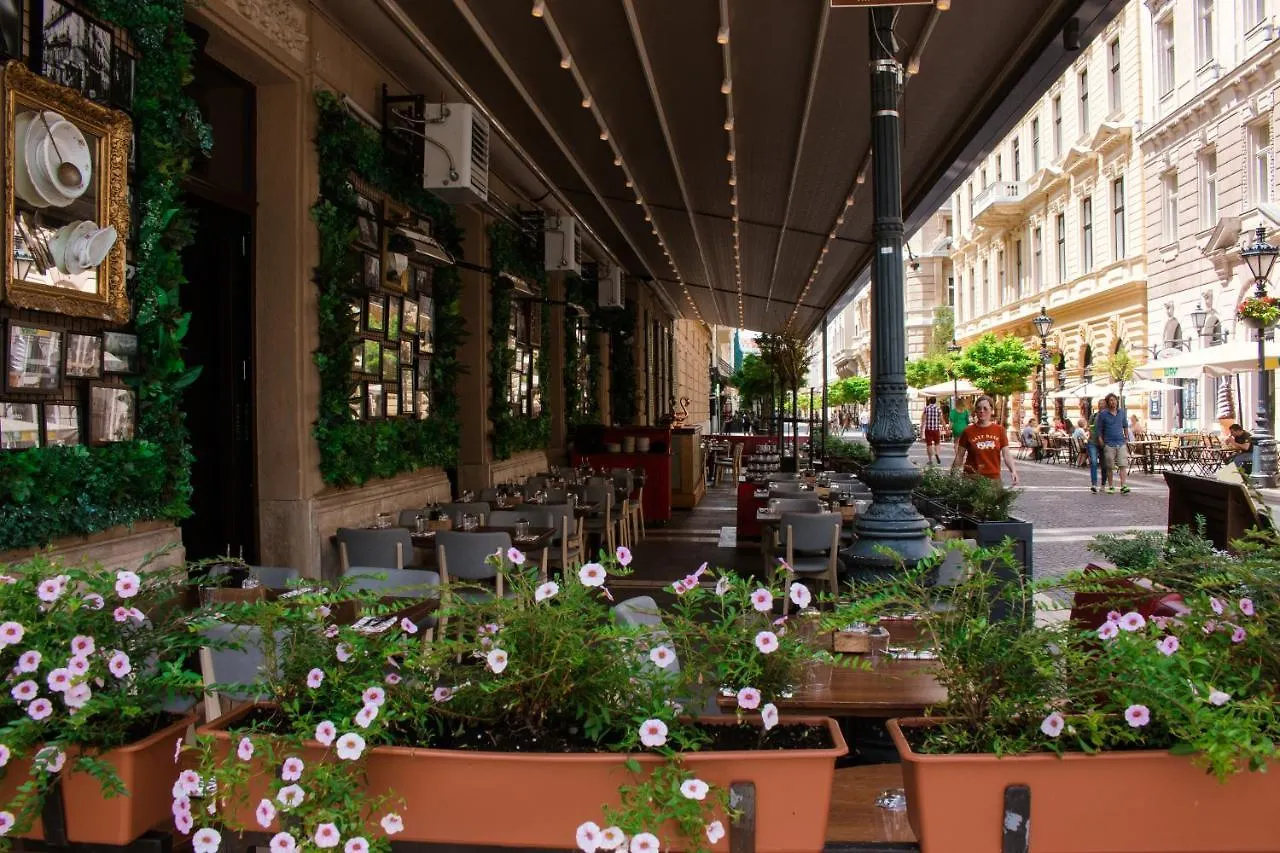 Basilika View Imperial Suite -Sas Street -Need Reservation For Free Parking Budapešť 0*,